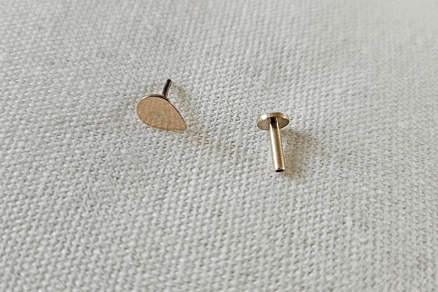 Raindrop Flatback Threadless Stud Earring