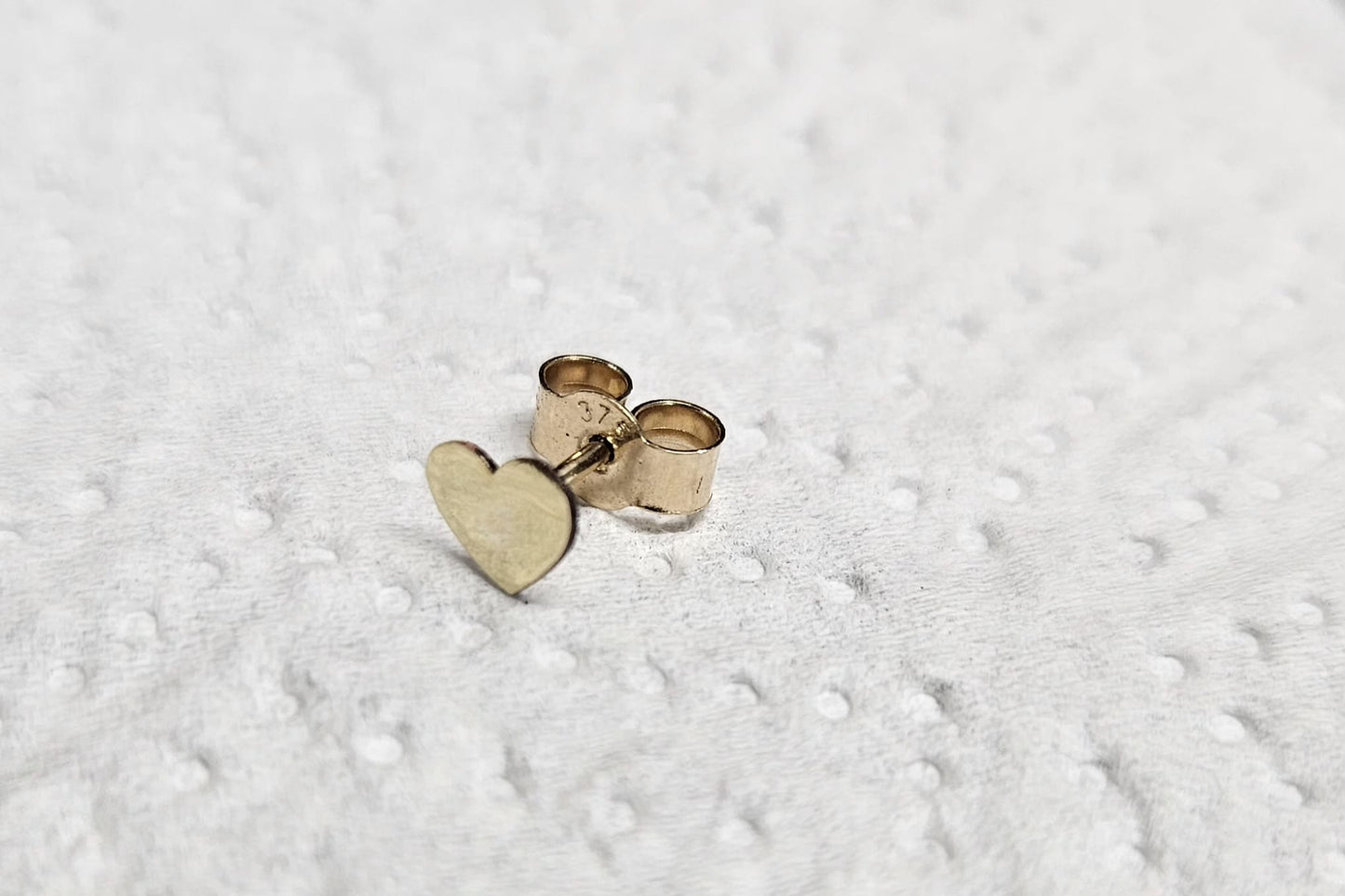 Solid Gold Heart Earring